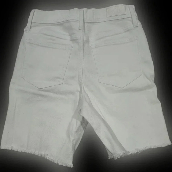 Hollister Ultra High-Rise Denim Shorts - Size 26 white - Picture 5 of 15